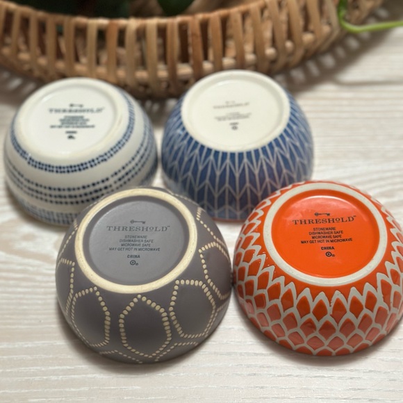 Threshold set of 4 Multicolor Ceramic Bowls Set 4β x 2β - Picture 5 of 5